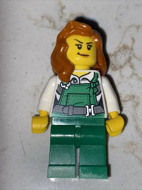 LEGO Minifigure - City Bandit Female Green Overalls - cty0745 - Set# 60136