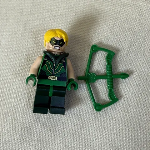 LEGO Green Arrow Minifigure DC Super Heroes 76028 Darkseid Invasion Minifig