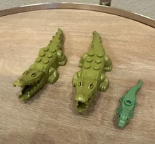 LEGO Crocodile/Alligator Animal Figure Bulk Lot - 3 Pieces 2 adult + baby
