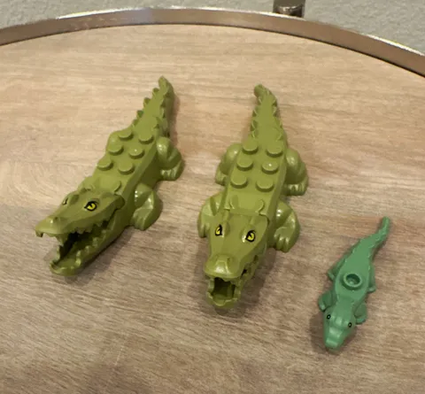 LEGO Crocodile/Alligator Animal Figure Bulk Lot - 3 Pieces 2 adult + baby