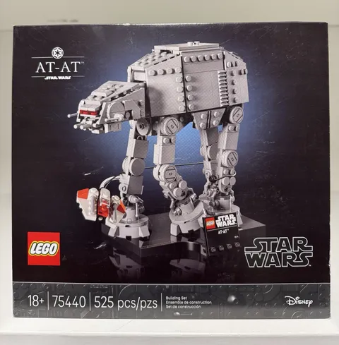 LEGO Star Wars AT-AT 75440 525 pcs Display Stand Included Box 18+