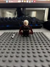 lego star wars dooku w/ lightsaber (Torso Crack: Check Photos)