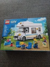 NEW LEGO CITY #60283 HOLIDAY CAMPER VAN SET 198 PIECES BRAND NEW,,LOOK 