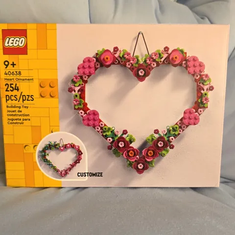 LEGO Iconic Heart Ornament 40638 Customizable Seasonal Set 254 pcs Age 9+