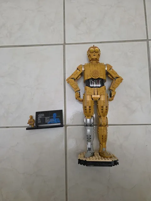 LEGO Star Wars: C-3PO (75398) All Pieces Included