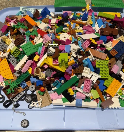 4 LB LEGO Bulk Lot Mixed Loose Brick Parts w/ Horse, Tires, Storage Container