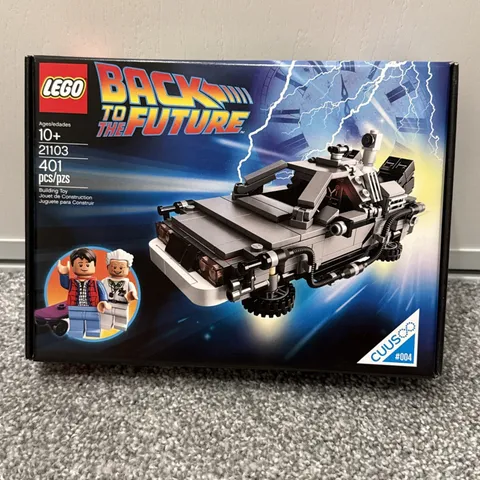 LEGO CUUSOO Back to the Future 21103 DeLorean Time Machine 401pc Set Box