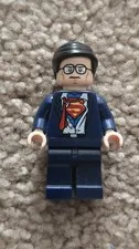 Lego DC Super Heroes SUPERMAN CLARK KENT Minifigure NM COMPLETE
