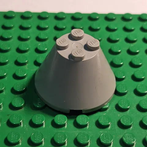 LEGO Vintage Classic Space Old Light Gray Cone 4 x 4 x 2 without Axle Hole 3943a