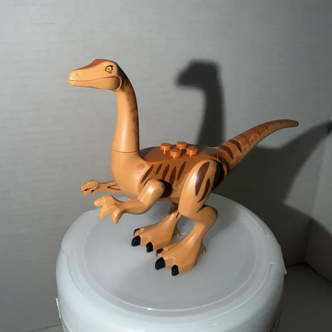 LEGO minifigure Gallimimus dinosaur galli01 Jurassic World Park 75940 dino