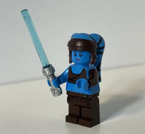 LEGO Minifigure- Aayla Secura (sw0833) Star Wars Jedi Episode 3 Lightsaber 75182