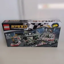 LEGO SPEED CHAMPIONS MERCEDES AMG PETRONAS Formula One Team 75883 In 2017 New