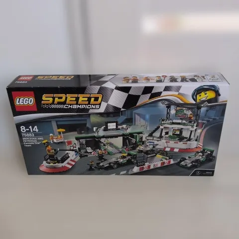 LEGO SPEED CHAMPIONS MERCEDES AMG PETRONAS Formula One Team 75883 In 2017 New