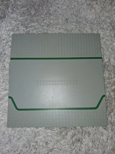 Vintage Gray Road Base Plate 32x32 