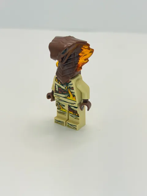Lego Ninjago Secrets of the Forbidden Spinjitzu Pyro Slayer Minifigure njo0552