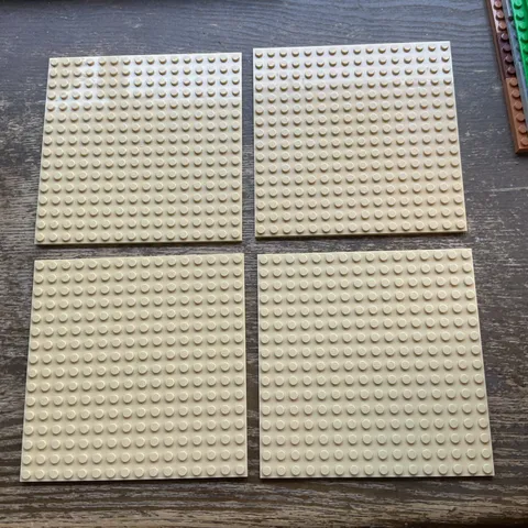 LEGO 4 NEW TAN 16 X 16 DOT 5 x 5 INCH PLATES PLATFORMS BASEPLATES