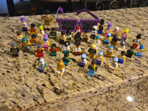 LEGO Minifigures Mixed Lot Asst'd Characters Over 40 pieces plus LEGO sunglasses