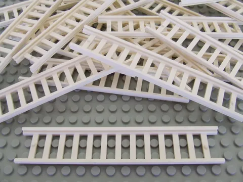 *New* 5 Lego 4207 White Ladders ( City Fire Modular House Ladders )
