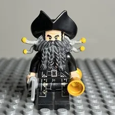 Lego Pirates Of The Caribbean Blackbeard Minifigure (Poc007) - 2P