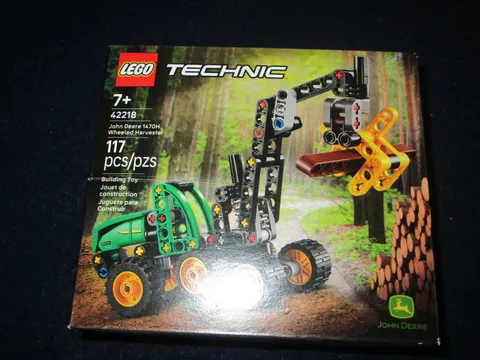 LEGO Technic John Deere 1470H Set - Wheeled Harvester- #42218-Brand NEW
