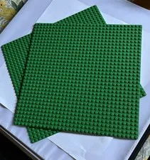 LEGO Green Baseplates 2 – Large 32x32 Plates – Clean Used Condition 10 In X 10