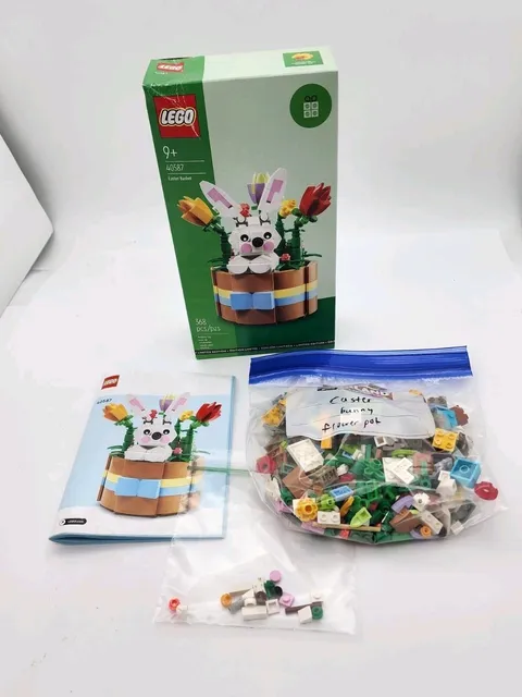 LEGO Seasonal: Cute Bunny Easter Basket (40587) Complete In Box