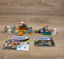 Lego Minecraft set of two 21162 Taiga Adventure and 30394 The Skeleton defensese