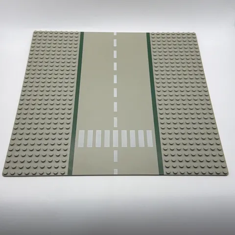 LEGO Vintage Gray 10x10 32x32 Baseplate Airport Runway Roadway