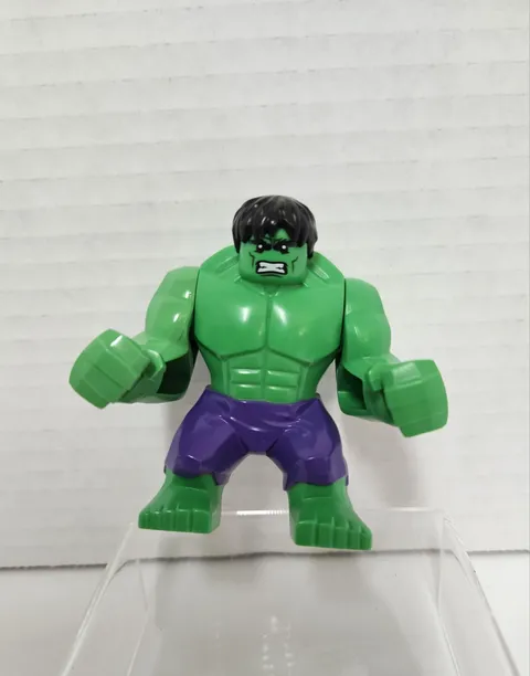 LEGO Marvel HULK *76018* sh095 Big Minifig Purple Pants Authentic Sh0095