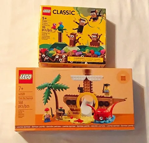 LEGO Pirate Ship Playground 40589 168 pcs Limited Edition 5+ (Box) and Monkeys