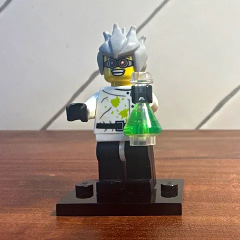 LEGO Minifigures Series 4 Crazy Scientist 8804 CMF Col064 2011