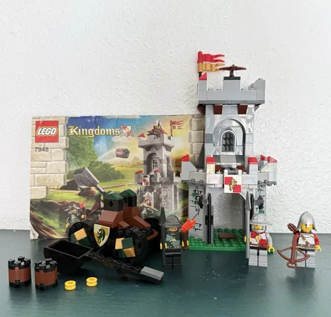 Lego Kingdoms #7948 Outpost Attack Set