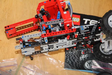 LEGO TECHNIC 42029 Off-road Pickup Truck INCOMPLETE Parts Instructions Included