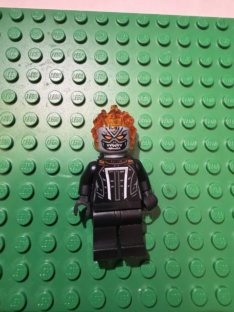 Lego Marvel Super Heroes Minifigure SH0678 Ghost Rider Roberto Robbie Reyes