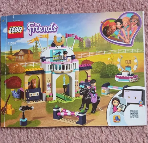 LEGO Friends 41367 Stephanie's Horse Jumping 337pc Incomplete w/ Manual 6+