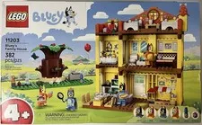 LEGO Bluey: Bluey's Family House (11203)