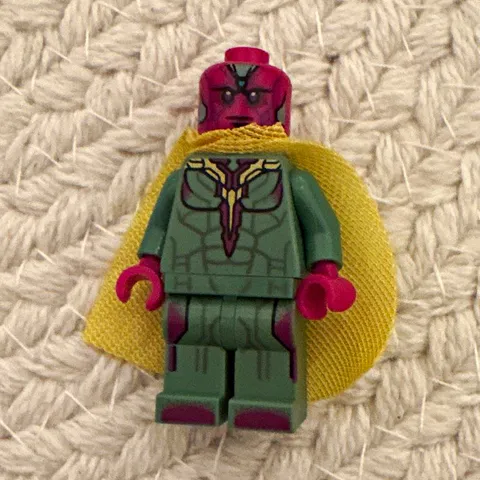 LEGO Vision Marvel Studios Minifigure Marvel Super Heroes Cloth Cape 71031