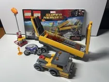 LEGO Marvel: Tanker Truck Takedown (76067 6137844)