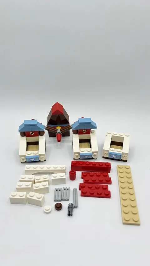 LEGO Glove World SpongeBob SquarePants Set INCOMPLETE