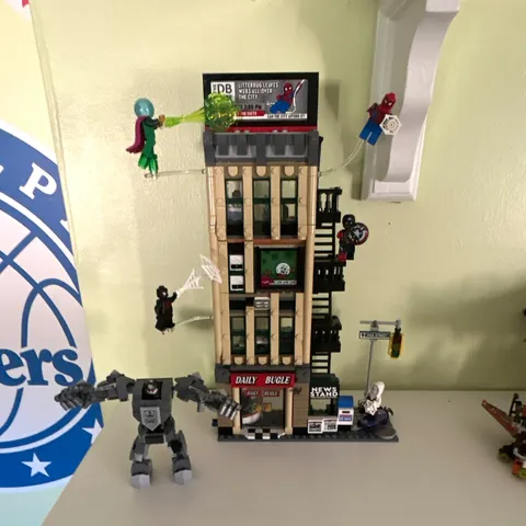 LEGO Marvel Spider-Man Daily Bugle 76342 ALL MINIFIGS INCLUDED SET IS COMPLETE