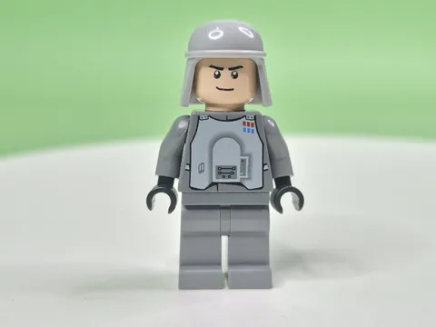 LEGO Star Wars Imperial Officer w/ Battle Armor Minifigure sw0261 - CRACKED ARM