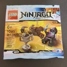 LEGO 5002144 Ninjago DARETH vs. NINDROID Polybag Toys R Us Exclusive - MIP NEW
