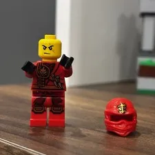 LEGO Ninjago Tournament of Elements Kai Jungle Robe Minifigure njo0121 70745