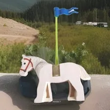 Vtg Lego Midieval Castle Horse Figure White W/ Bridle And Flag HTF Shps Frm USA 