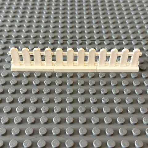 Lego Lot White 33303 Picket Fence 1 x 4 x 2 (lot of 3)