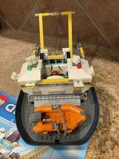LEGO City: Deep Sea Exploration Vessel 60095; missing shipwreck
