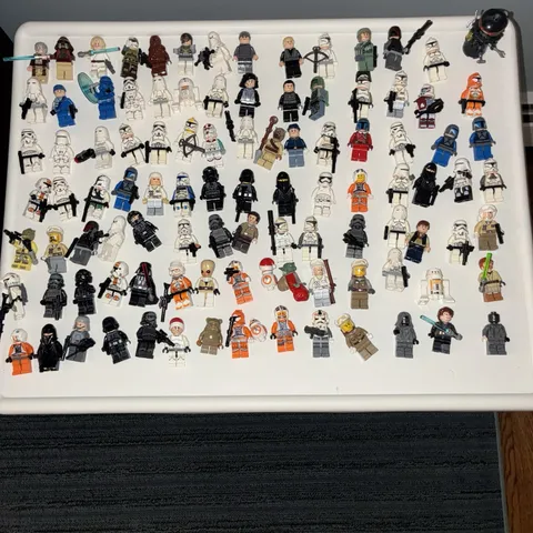 HUGE LEGO Minifigure Lot 225+ Star Wars Marvel Ninjago Jurassic World +Dinosaur