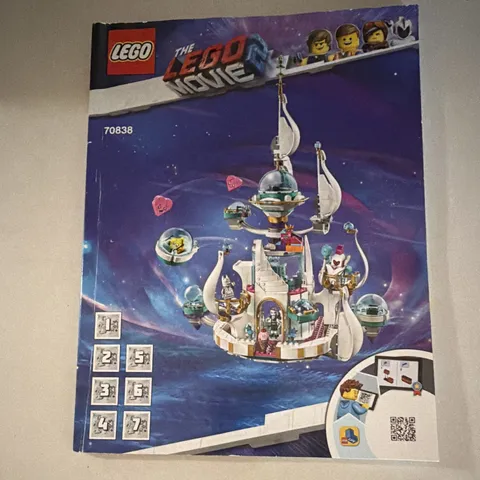 LEGO Movie 2 70838 Queen Watevra Space Palace Complete 995 pcs 9+ No Box