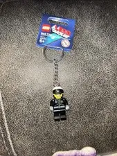 LEGO Exclusive The Lego Movie Bad Cop Keychain - Key Chain 850896