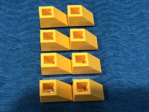 LEGO PART 3665 SLOPE 45 2X1 BRICK 8 PIECES (YELLOW)